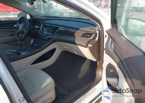 2018 Buick Lacrosse Essence z USA, uszkodzony, nr VIN 1G4ZP5SS0JU139467